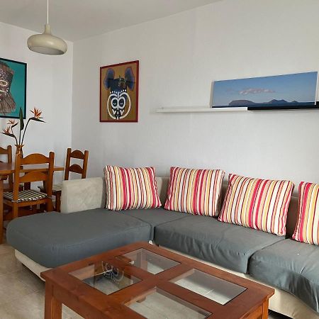 Playa Chica Apt With Terrace 100 M From The Sea Пуерто-дель-Кармен Екстер'єр фото