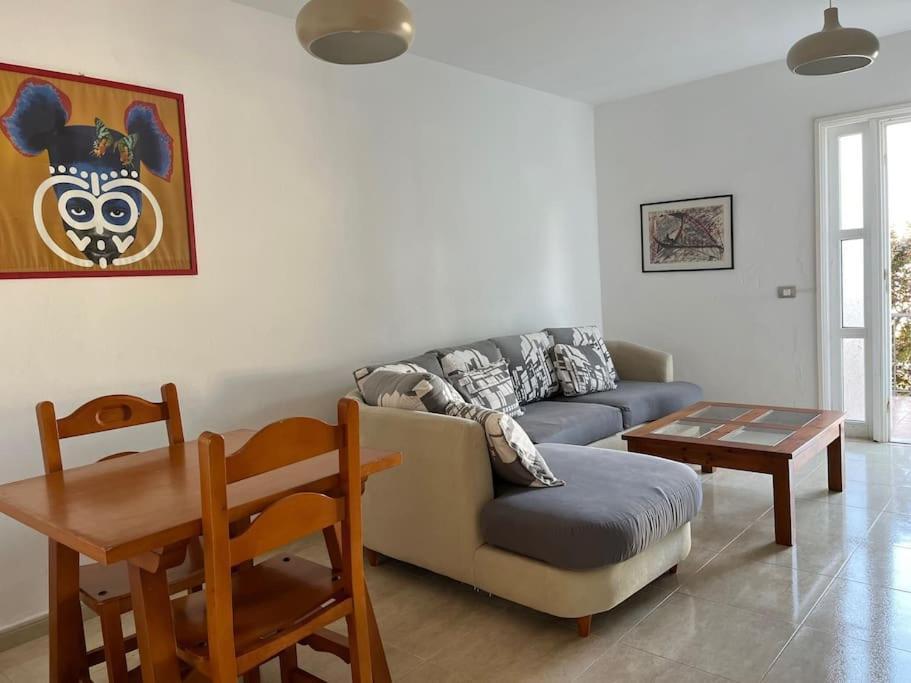 Playa Chica Apt With Terrace 100 M From The Sea Пуерто-дель-Кармен Екстер'єр фото