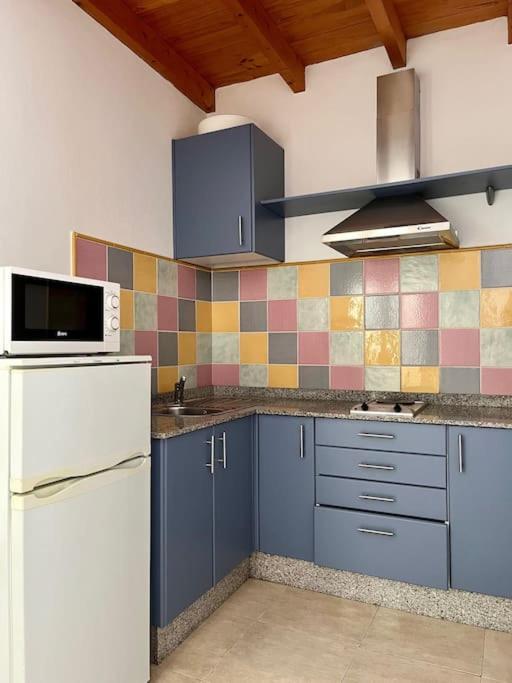 Playa Chica Apt With Terrace 100 M From The Sea Пуерто-дель-Кармен Екстер'єр фото