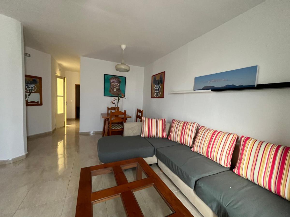 Playa Chica Apt With Terrace 100 M From The Sea Пуерто-дель-Кармен Екстер'єр фото