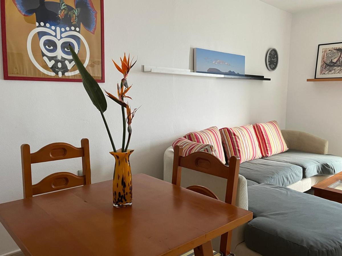 Playa Chica Apt With Terrace 100 M From The Sea Пуерто-дель-Кармен Екстер'єр фото