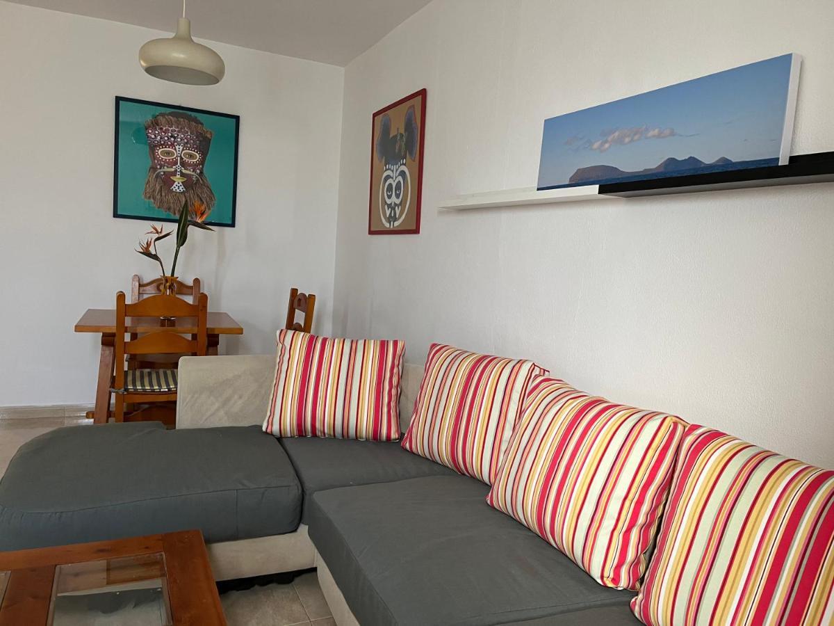 Playa Chica Apt With Terrace 100 M From The Sea Пуерто-дель-Кармен Екстер'єр фото
